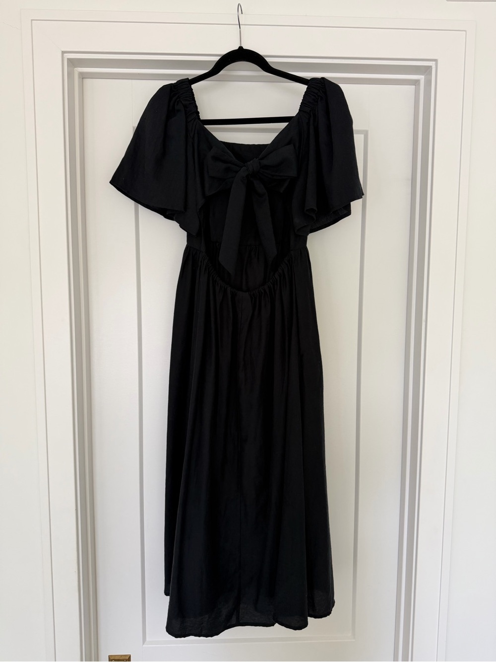a new day Black Bow-Back Flutter Sleeve Midi Dress